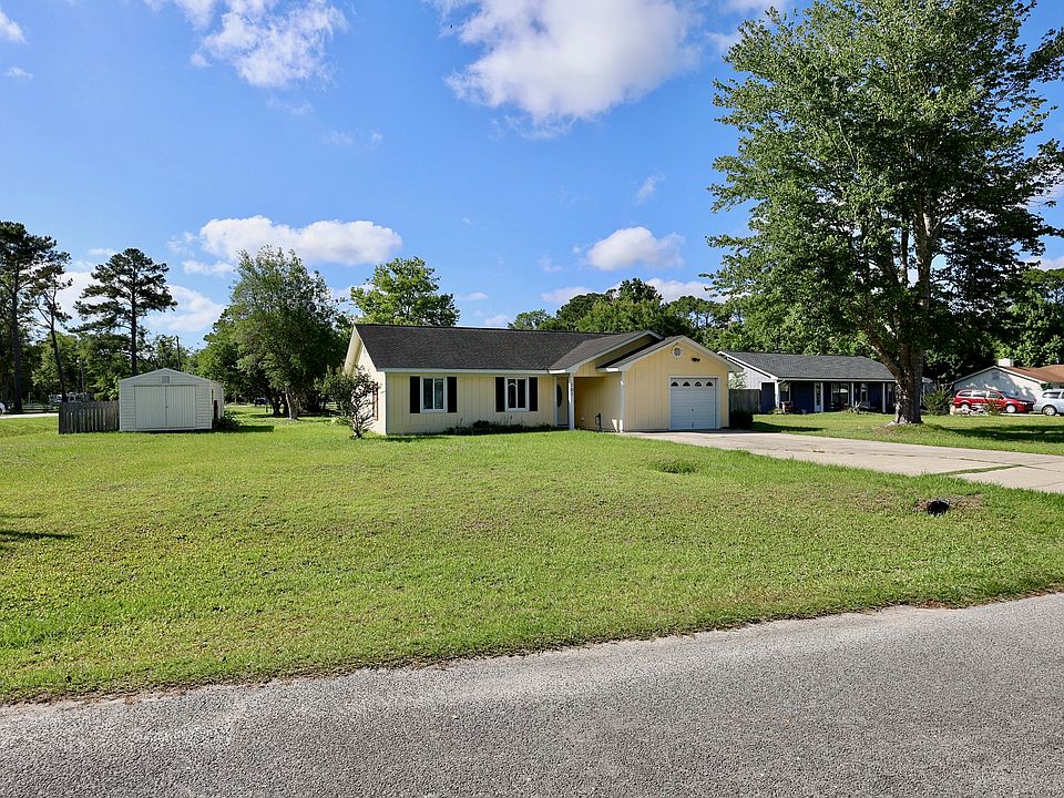 1st image of 101 Willow Lake Dr