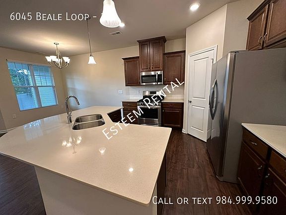 5th image of 6045 Beale Loop #1