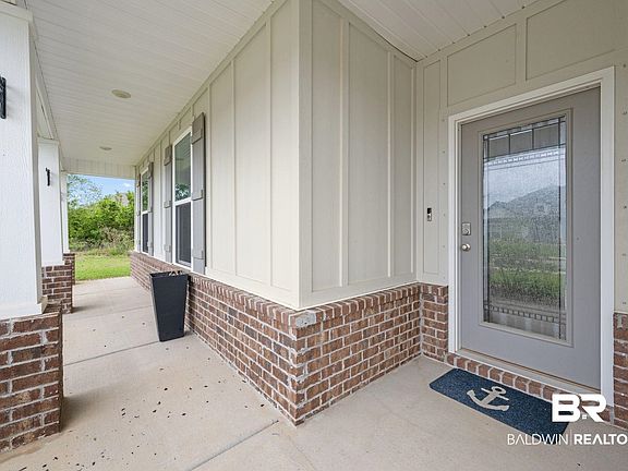 4th image of 371 Apollo Ave