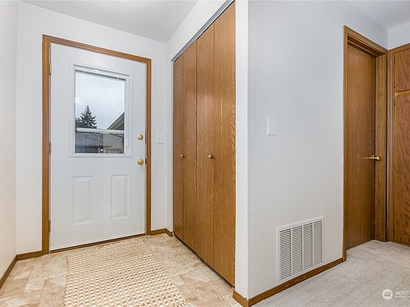 4th image of 5702 N 33rd Street #7D
