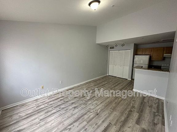 3rd image of 9045 Lee Vista Blvd APT 1502