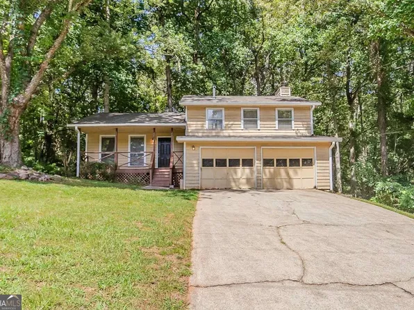 3406 Deshong Dr, Stone Mountain, GA 30087