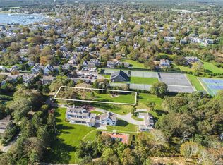98 Peases Point Way N, Edgartown, MA 02539