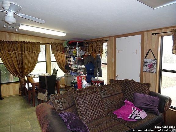 5th image of 114 Crestwood Dr N