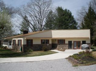 1470 River Rd, Kingston, TN 37763