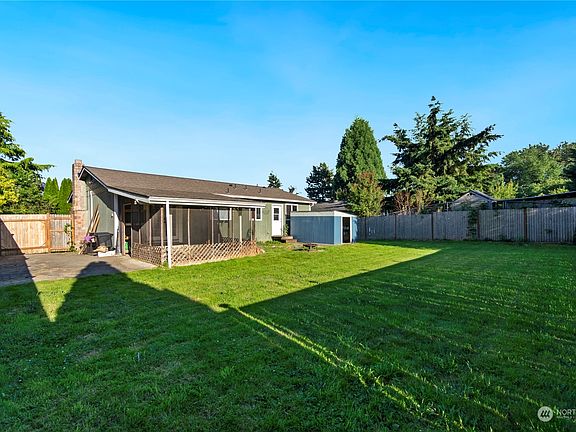 5th image of 6216 57th Avenue NE