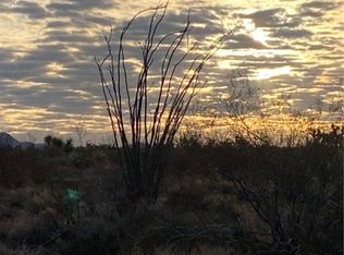 946 S Butch Cassidy Rd, Yucca, AZ 86438