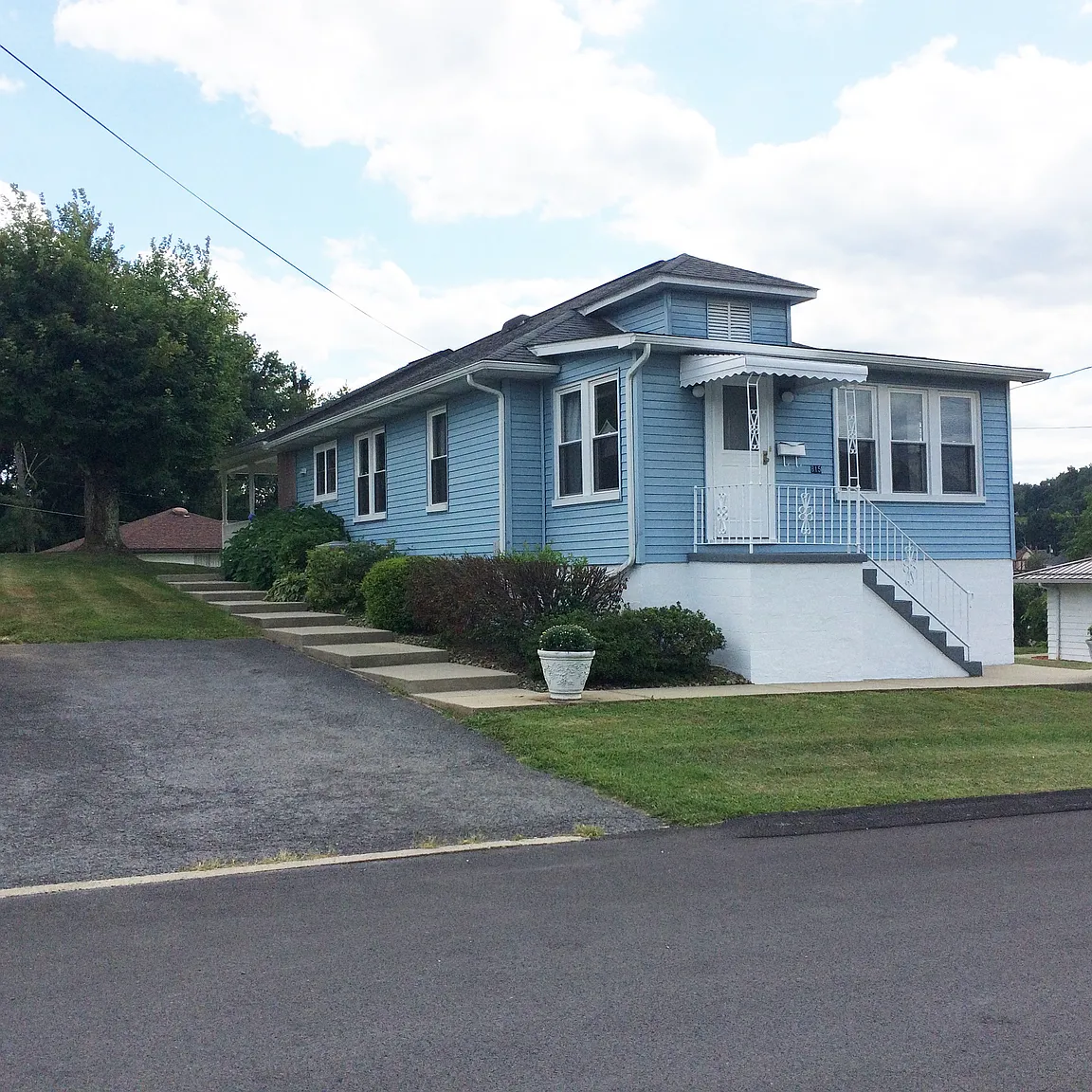 815 Euclid St photo 1
