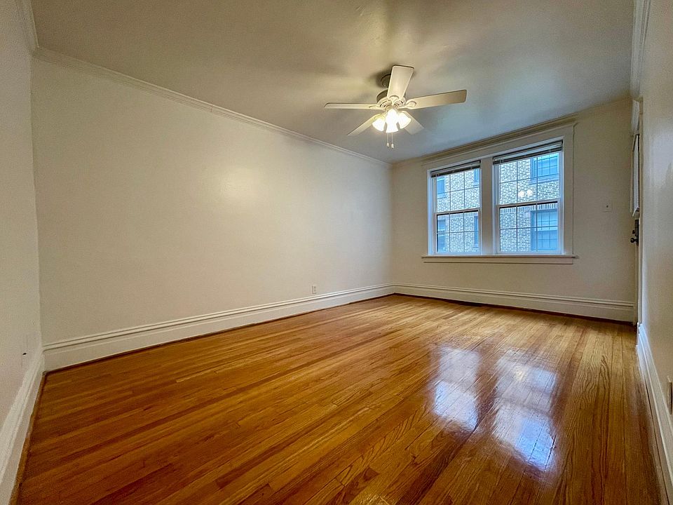 1st image of 6720 Clayton Ave APT 1N