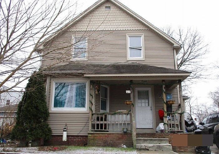 1st image of 44 Oak Ave