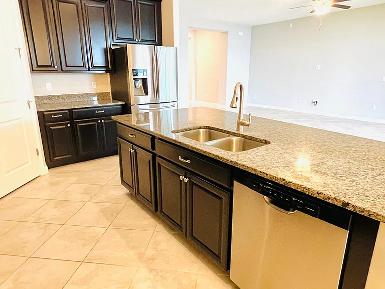 11619 Sunburst Marble Rd — Photo 5