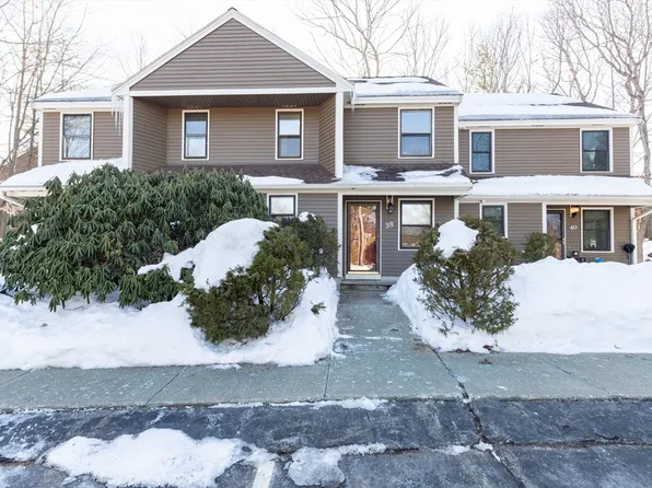38 Drake Rd #38, Fitchburg, MA 01420