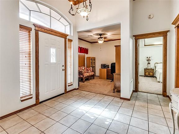 4th image of 3521 SW 127th St