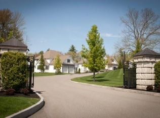 19 Hastings Cir, Methuen, MA 01844