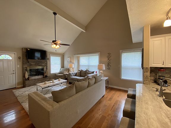 5th image of 705 Ava Ct