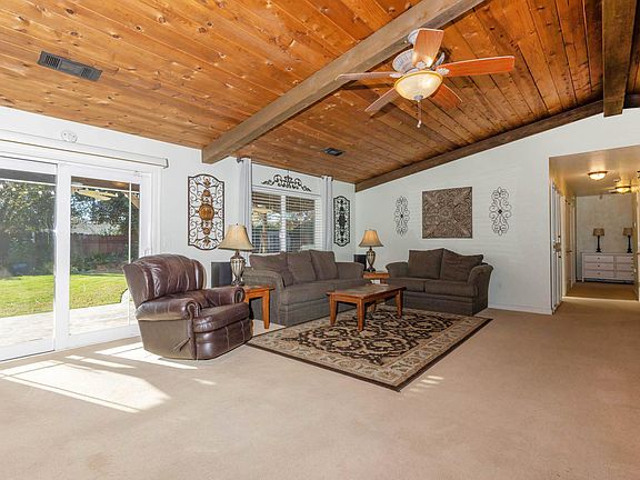 3rd image of 3111 Pioneer Ln