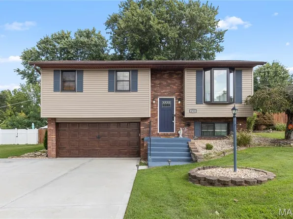 4705 Snow White Ter, Alton, IL 62002