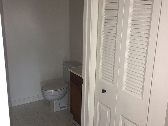 6A85F0FB-E049-4872-B1FF-631B9D9634A4