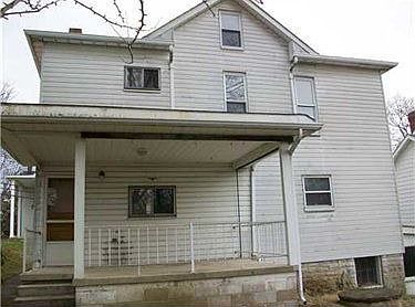 2nd image of 127 Wayne St