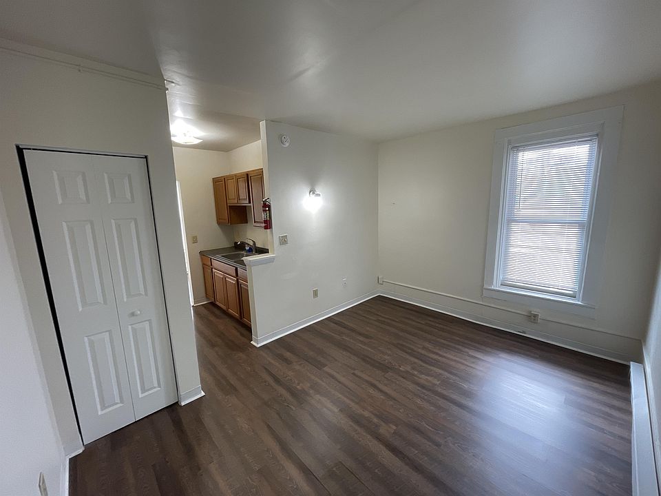 1st image of 234 N Lime St APT 6