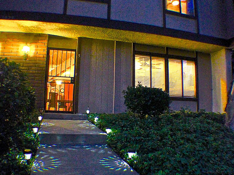 1st image of 3029 N Cottonwood St Unit 5
