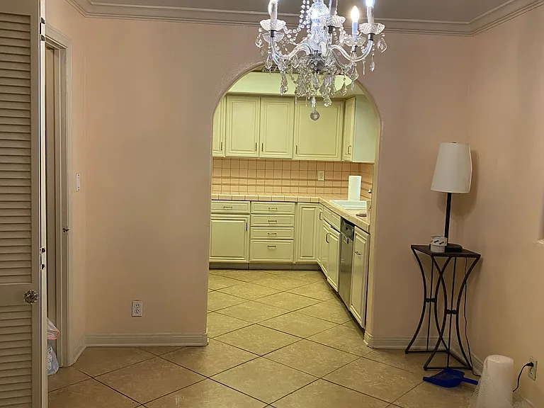Breakfast room