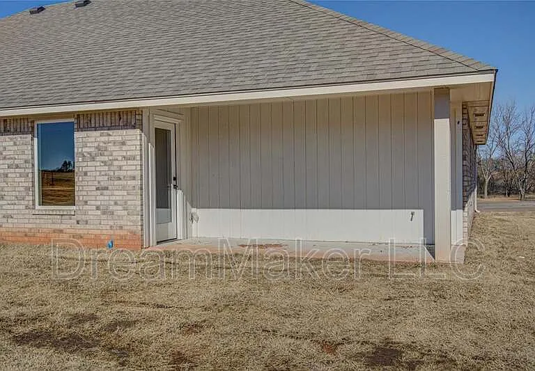 203 Hope Ave — Photo 36