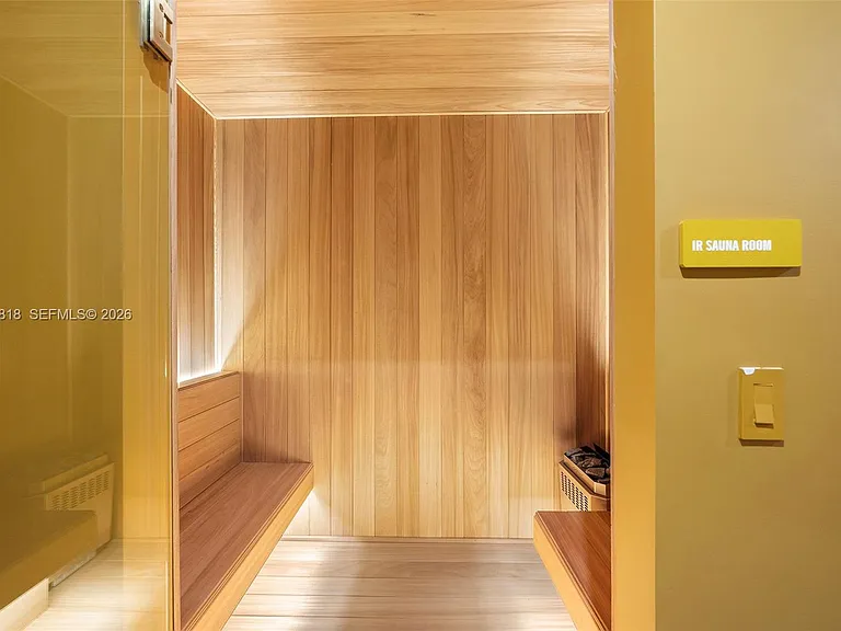 90 NE 32nd St #203 — Photo 36