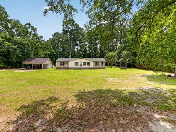 127 Schultz Lake Rd, Summerville, SC 29483