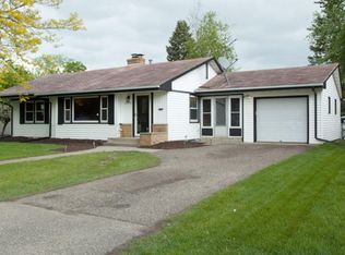 5548 Morgan Ave N, Brooklyn Center, MN 55430