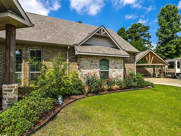 5th image of 15151 Brookstone Dr