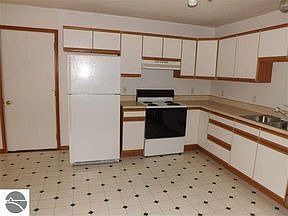 4th image of 252 N Burgess St