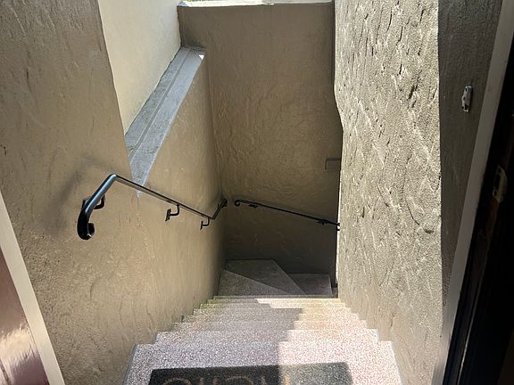 5th image of 1826 21st Ave
