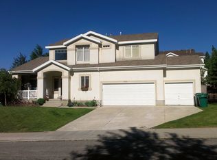 9881 N Mulberry Dr, Cedar Hills, UT 84062