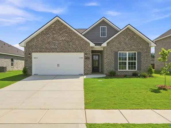 105 Berry Blossom Dr, Toney, AL 35773