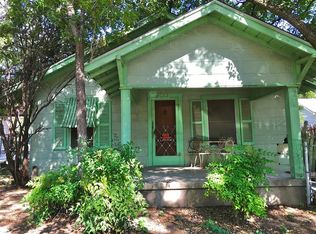 2202 Chestnut Ave, Fort Worth, TX 76164