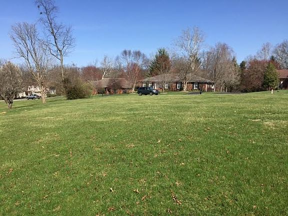 4th image of 8 Whitebridge Ln