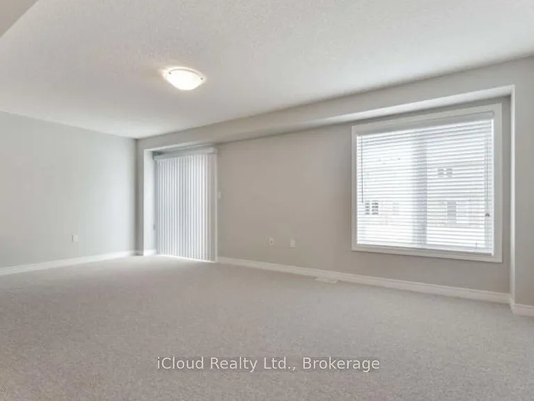 66 Cittadella Blvd — Photo 9
