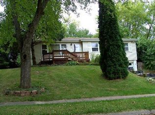 508 N 3rd St, Bellevue, NE 68005