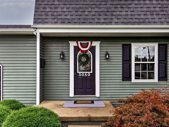 4th image of 3080 Saginaw Dr