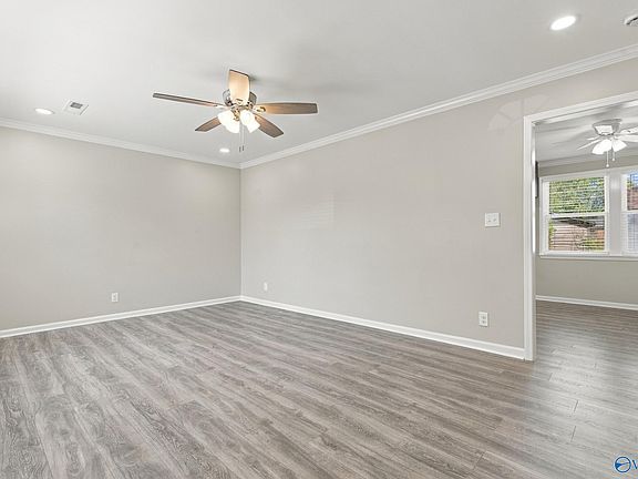 4th image of 2104 Phillips Rd NW