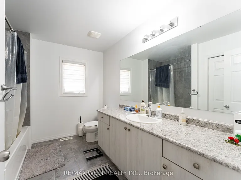 301 Freure Dr — Photo 35