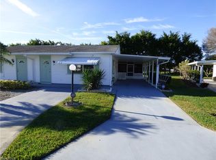 31 Dawn Flower Cir, Lehigh Acres, FL 33936