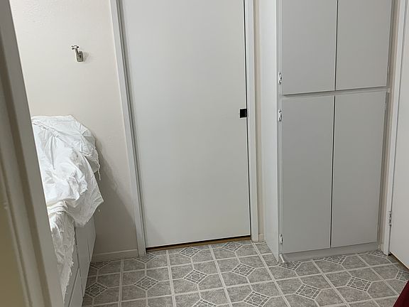 5th image of 23705 Del Monte Dr Unit 240