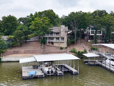1316 Castle Ct, Osage Beach, MO, 65065