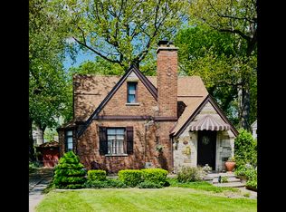 (Undisclosed Address), Royal Oak, MI 48067