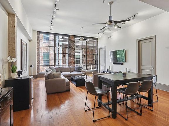 2nd image of 821 Perdido St Suite 2E