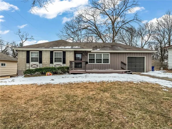 9807 E 79th Ter, Raytown, MO 64138