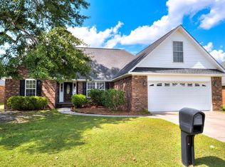 404 Continental Dr, Sumter, SC 29154