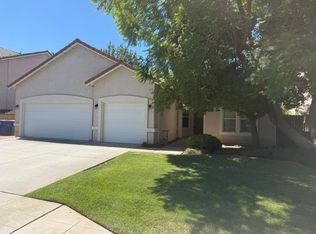 2672 Wrenwood Ave, Clovis, CA 93611
